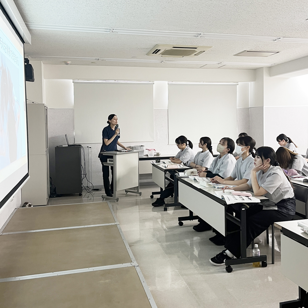 １年生、新しいトリミング用品♪